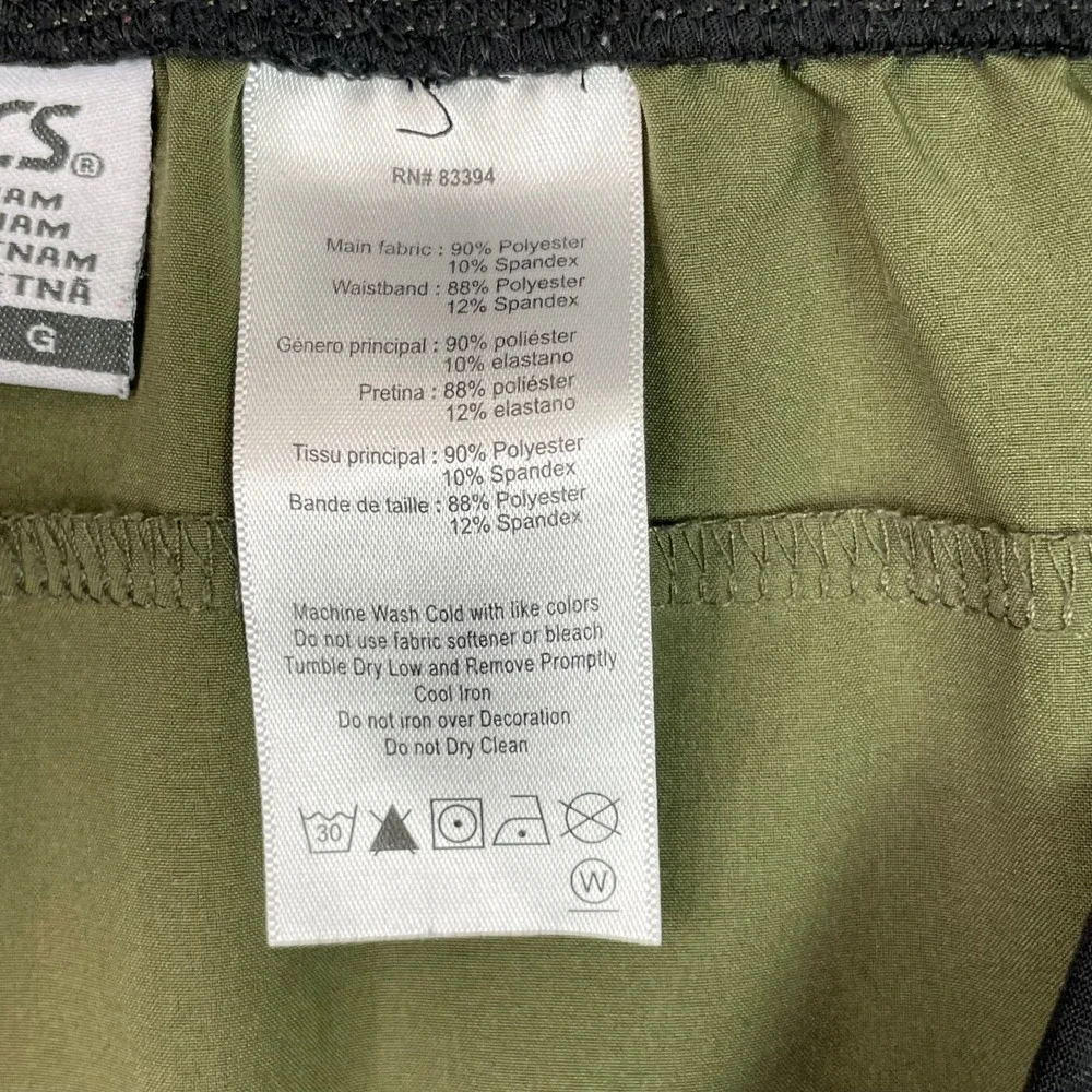 ASICS Running Shorts Mens Large Green Camo Athletic Gym Training 7 Inch Inseam